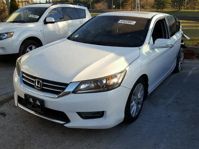 1HGCR2F86DA802324 - 2013 HONDA ACCORD EXL WHITE photo 2