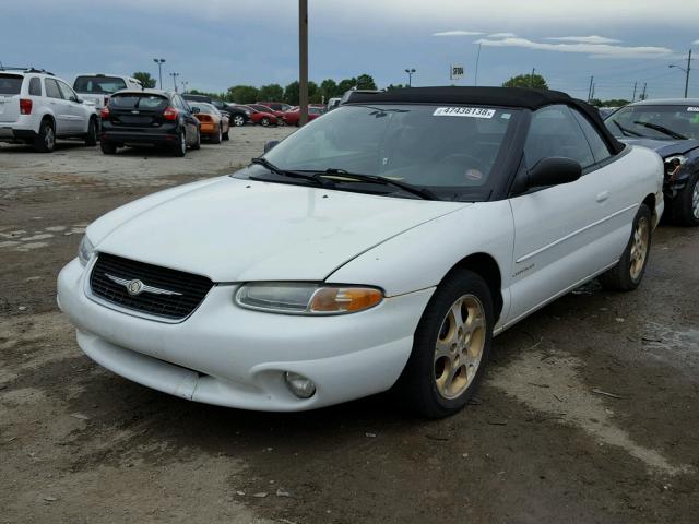 3C3EL55H7XT517029 - 1999 CHRYSLER SEBRING JX WHITE photo 2