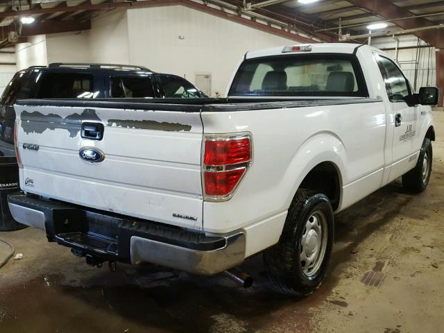 1FTNF1CF3DKD68306 - 2013 FORD F150 WHITE photo 4