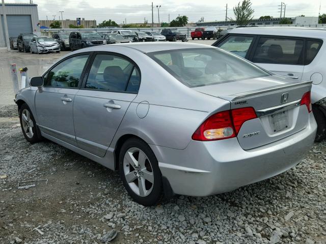 19XFA1F67BE028008 - 2011 HONDA CIVIC LX-S Gümüş foto 3