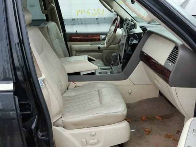 5LMFU28R64LJ11775 - 2004 LINCOLN NAVIGATOR Czarny zdjęcie 5