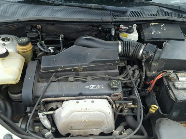 3FAFP3139YR147208 - 2000 FORD FOCUS ZX3 SILVER photo 7