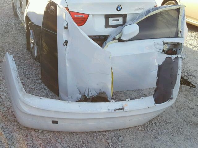 WBAPH7G56ANM49962 - 2010 BMW 328 I WHITE photo 9