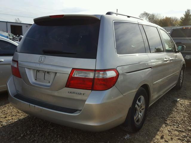 5FNRL38475B029639 - 2005 HONDA ODYSSEY EX SILVER photo 4