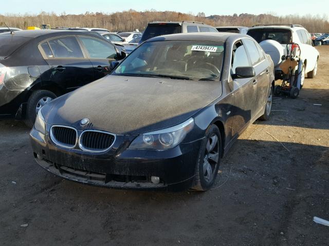 WBANA73594B059400 - 2004 BMW 530 I BLACK photo 2