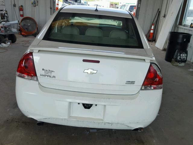 2G1WD58C189113654 - 2008 CHEVROLET IMPALA SUP WHITE photo 9