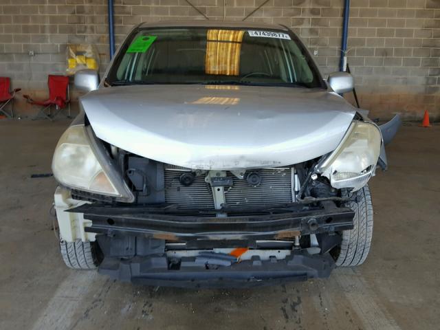 3N1BC13E37L370985 - 2007 NISSAN VERSA S SILVER photo 9