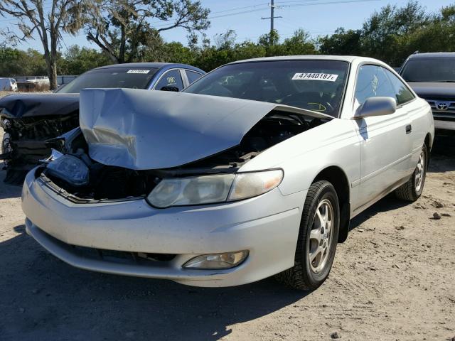 2T1CE22P72C010358 - 2002 TOYOTA CAMRY SOLA SILVER photo 2