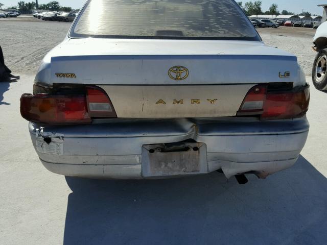 4T1SK12E3SU490023 - 1995 TOYOTA CAMRY LE 双色 照片 9