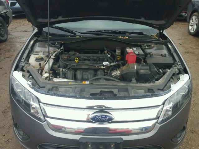 3FAHP0HA9CR353570 - 2012 FORD FUSION SE GRAY photo 7