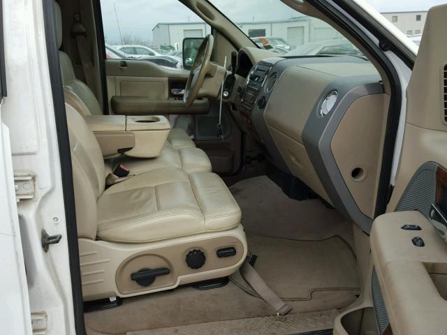 1FTPW14564KA66118 - 2004 FORD F150 SUPER WHITE photo 5