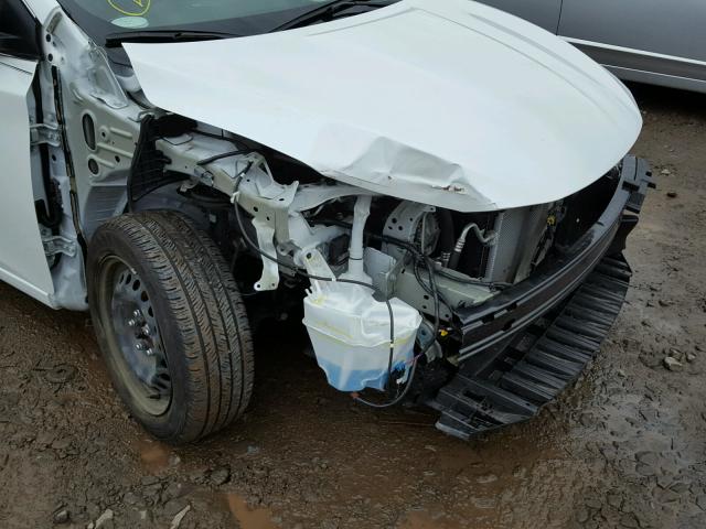 3N1AB7AP5GY317276 - 2016 NISSAN SENTRA S WHITE photo 9