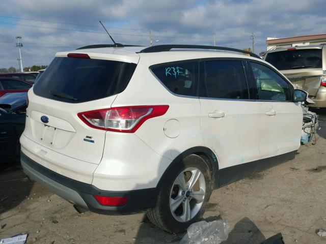 1FMCU9G94EUB24486 - 2014 FORD ESCAPE SE WHITE photo 4