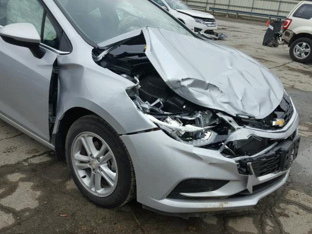 1G1BE5SM1H7234070 - 2017 CHEVROLET CRUZE LT SILVER photo 9