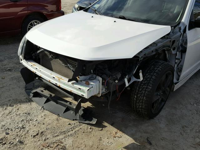 3FAHP0KC9BR131233 - 2011 FORD FUSION SPO WHITE photo 9