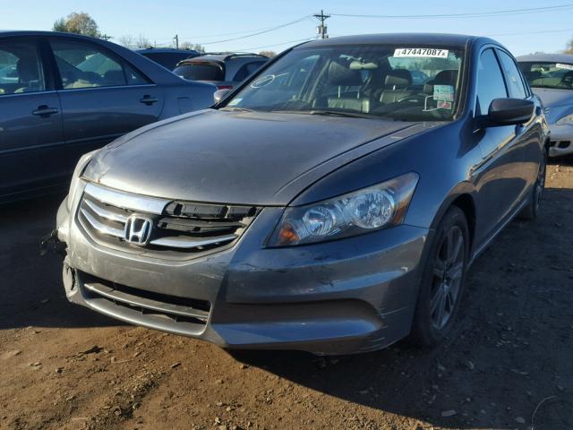 1HGCP2F66BA092052 - 2011 HONDA ACCORD SE CHARCOAL photo 2