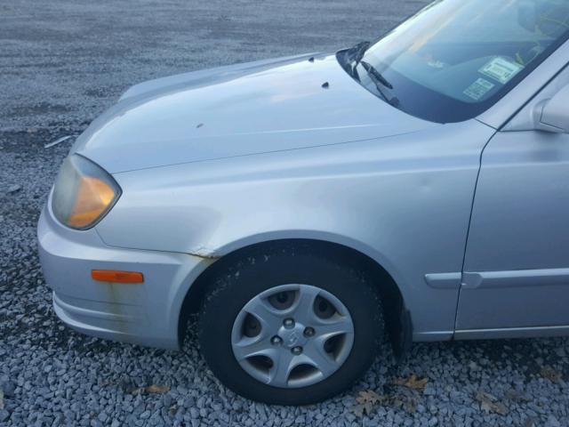 KMHCG45CX5U656091 - 2005 HYUNDAI ACCENT GL SILVER photo 9