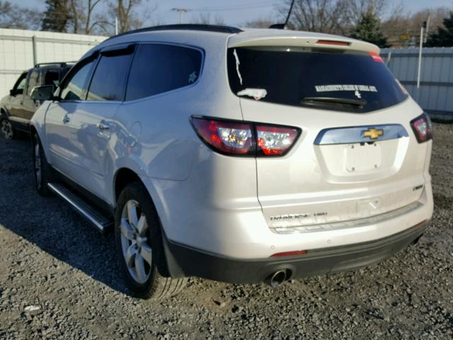 1GNKVJKDXHJ115282 - 2017 CHEVROLET TRAVERSE P WHITE photo 3