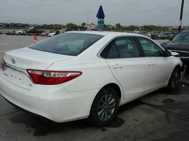 4T4BF1FK9FR514986 - 2015 TOYOTA CAMRY LE WHITE photo 4