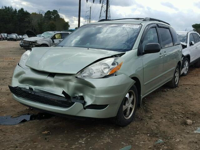 5TDZK23C69S264207 - 2009 TOYOTA SIENNA CE GREEN photo 2