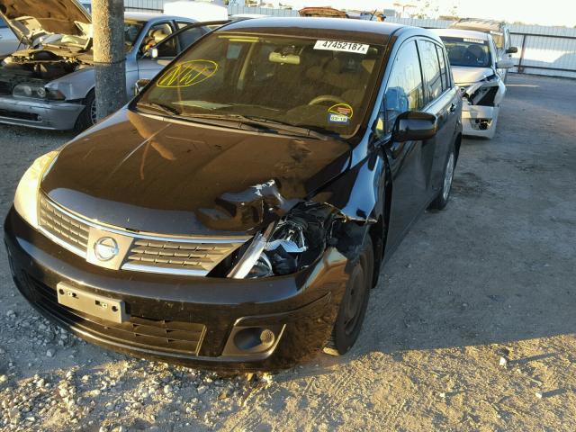 3N1BC13E39L368334 - 2009 NISSAN VERSA S BLACK photo 2