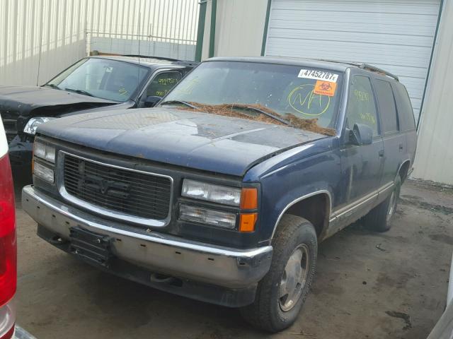 1GKEK13R3WJ723980 - 1998 GMC YUKON BLUE photo 2