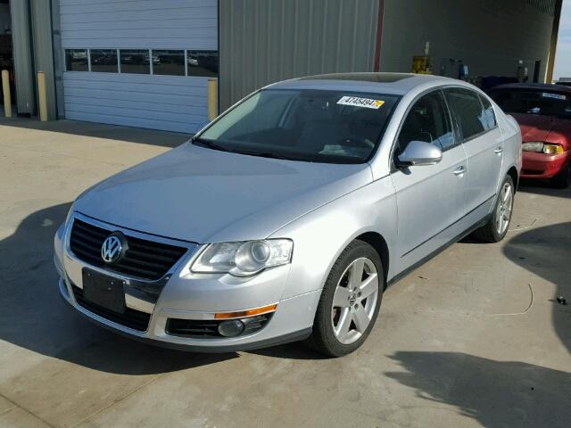 WVWJK73C19P044249 - 2009 VOLKSWAGEN PASSAT TUR SILVER photo 2