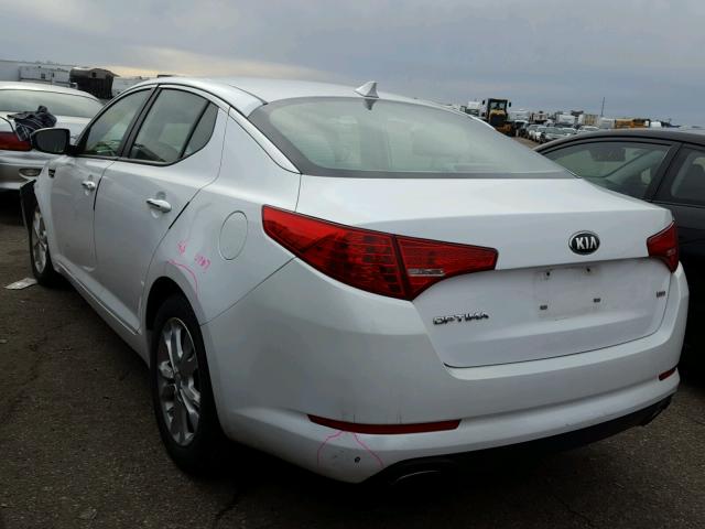 5XXGM4A70DG090941 - 2013 KIA OPTIMA LX WHITE photo 3