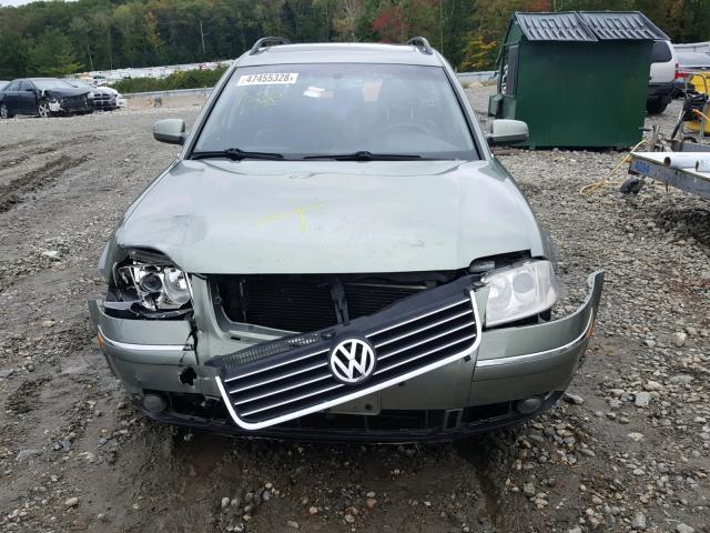WVWYH63B34E130939 - 2004 VOLKSWAGEN PASSAT GLX 绿色 照片 9