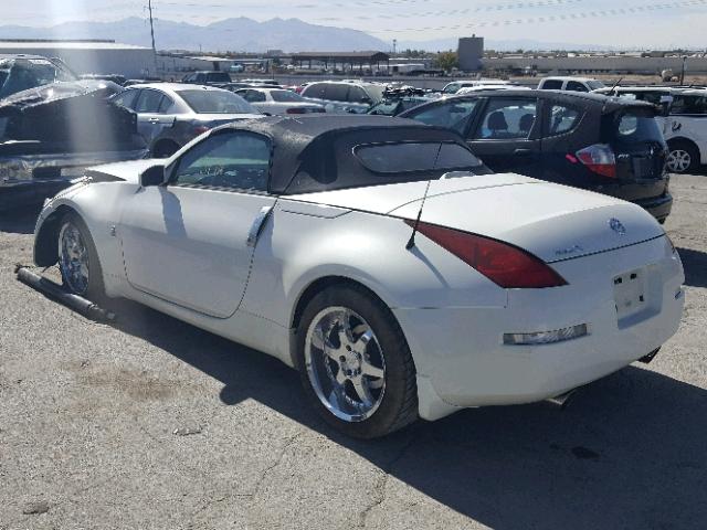 JN1AZ36A15M753082 - 2005 NISSAN 350Z ROADS WHITE photo 3