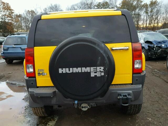 5GTDN136368175077 - 2006 HUMMER H3 YELLOW photo 9