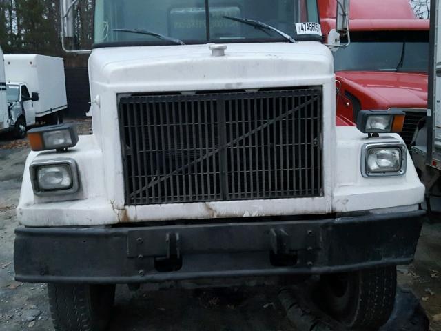 4V2SCBME6SR515114 - 1995 WHITE/GMC ACL WHITE photo 7