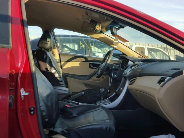 KMHDH4AE8DU522249 - 2013 HYUNDAI ELANTRA GL RED photo 5