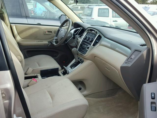 JTEEP21A950071723 - 2005 TOYOTA HIGHLANDER TAN photo 5