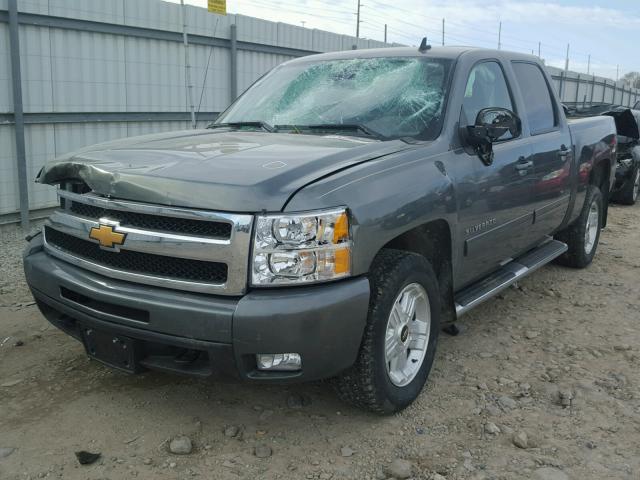 3GCPKTE34BG201248 - 2011 CHEVROLET SILVERADO GRAY photo 2