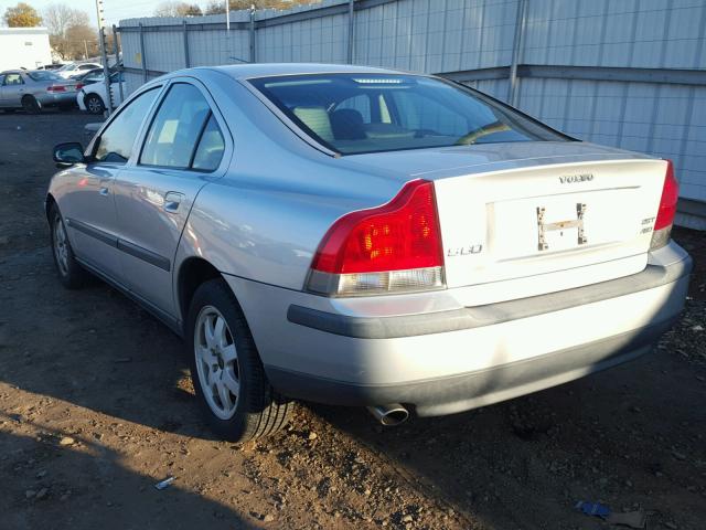 YV1RH59H442321260 - 2004 VOLVO S60 2.5T SILVER photo 3