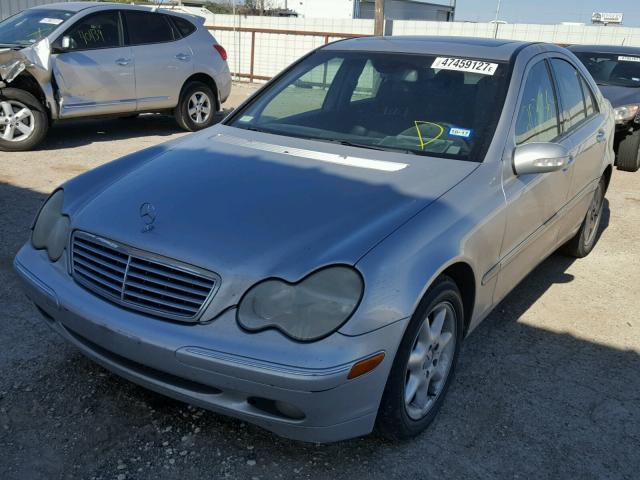 WDBRF61J33A502756 - 2003 MERCEDES-BENZ C 240 SILVER photo 2