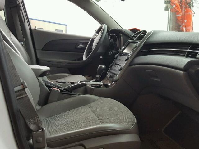 1G11C5SL2FF266103 - 2015 CHEVROLET MALIBU 1LT 白色 照片 5