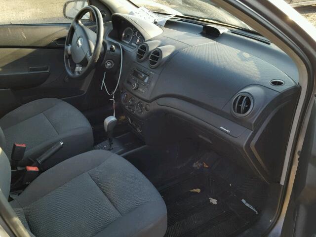 KL1TD55638B034680 - 2008 CHEVROLET AVEO BASE GRAY photo 5