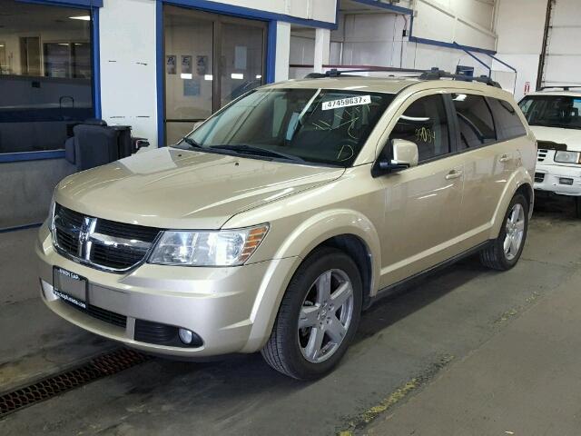 3D4PH5FV4AT164379 - 2010 DODGE JOURNEY SX GOLD photo 2