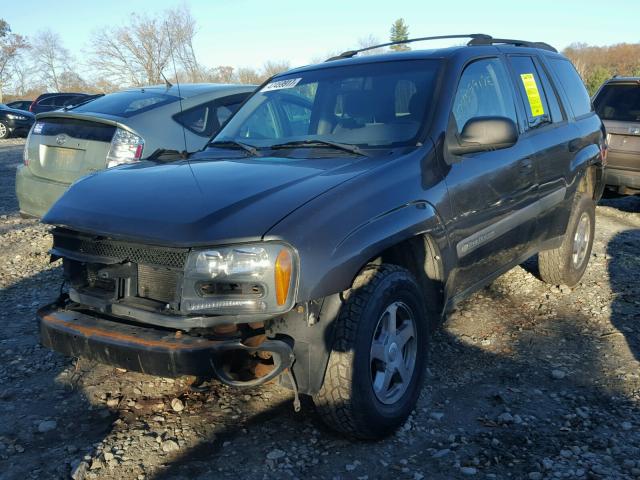 1GNDT13S442221615 - 2004 CHEVROLET TRAILBLAZE BLACK photo 2