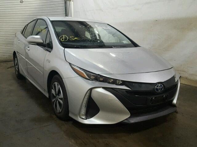 JTDKARFP7H3057952 - 2017 TOYOTA PRIUS PRIM 银色 照片 1