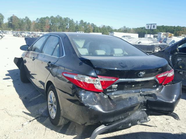 4T4BF1FK0GR574401 - 2016 TOYOTA CAMRY LE BLACK photo 3