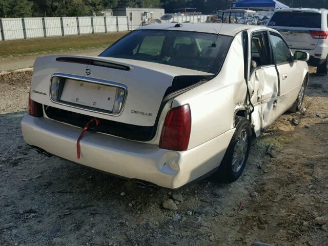 1G6KD54Y73U184783 - 2003 CADILLAC DEVILLE WHITE photo 4