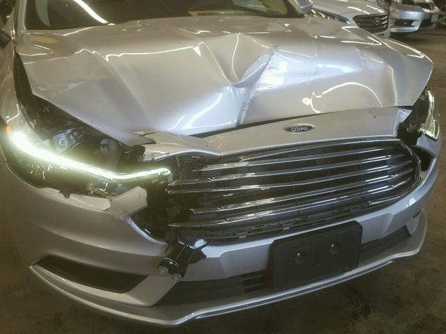 3FA6P0LU5HR380782 - 2017 FORD FUSION SE SILVER photo 9