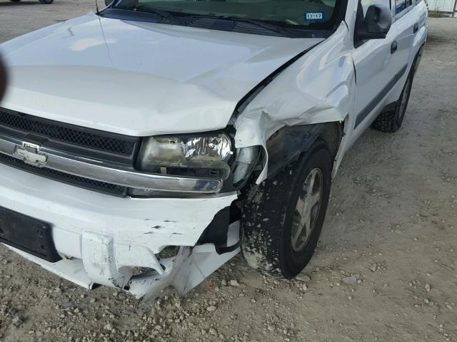 1GNDT13S752163727 - 2005 CHEVROLET TRAILBLAZE WHITE photo 9