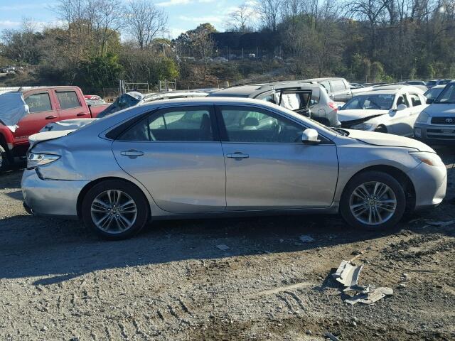 4T1BF1FK3HU293589 - 2017 TOYOTA CAMRY LE SILVER photo 9