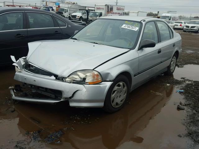 1HGEJ6670VL017995 - 1997 HONDA CIVIC LX SILVER photo 2