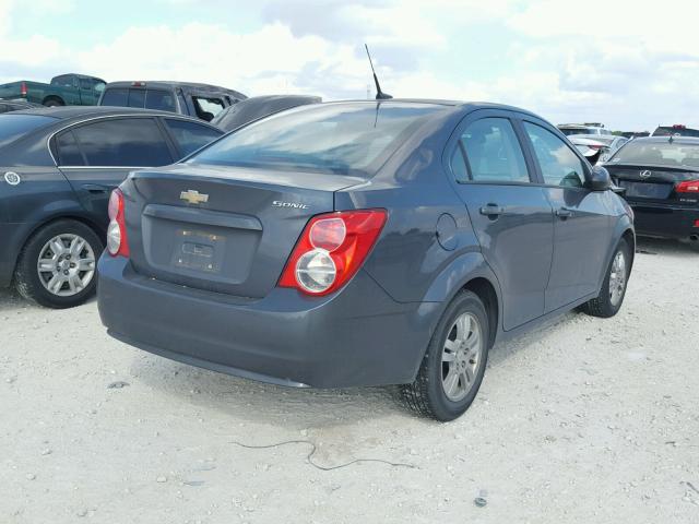 1G1JB5SH1C4195367 - 2012 CHEVROLET SONIC LS 银色 照片 4