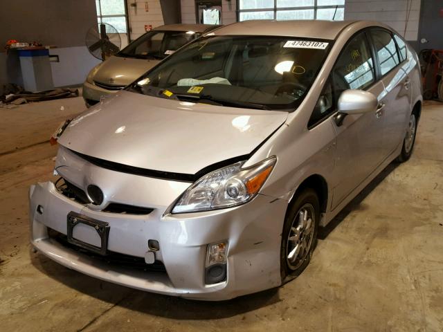 JTDKN3DU7A0159639 - 2010 TOYOTA PRIUS SILVER photo 2